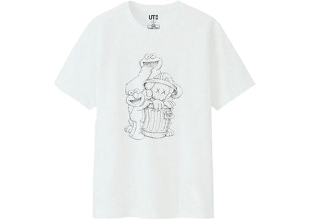 Kaws x Sesame Street Graphic S/S B/W T (cookie, elmo, kaws) - White