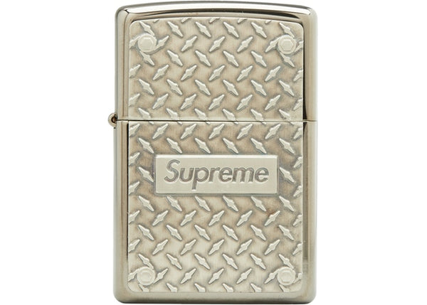 Diamond Plate Zippo Lighter - Silver