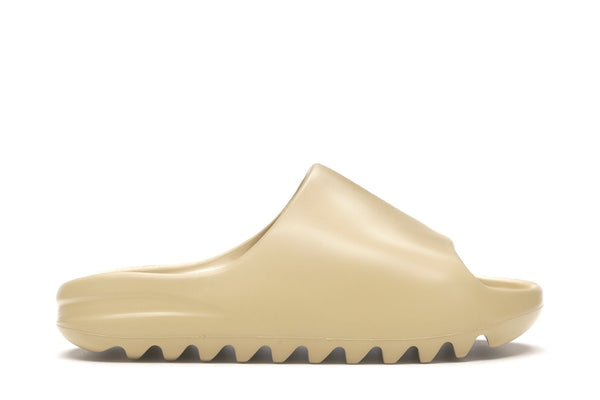 Yeezy Slides - Desert Sand